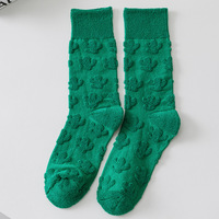 Chaussettes en coton tridimensionnelles - Chaussettes mi-mollet pour femmes - Chaussettes d'hiver et d'automne épaisses de couleur unie pour le sol