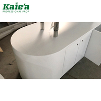 Table de présentation de vêtements en bois MDF à 3 niveaux pour magasin de détail/table de présentation de magasin/table de présentation de chaussures