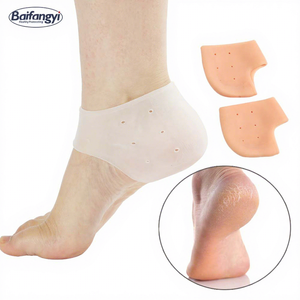 Chaussettes <span class=keywords><strong>en</strong></span> <span class=keywords><strong>gel</strong></span> SEBS hydratantes pour soulager la douleur des hanches, protecteurs de <span class=keywords><strong>talon</strong></span>, taille unique, couleurs chair et blanches - Product Image 1