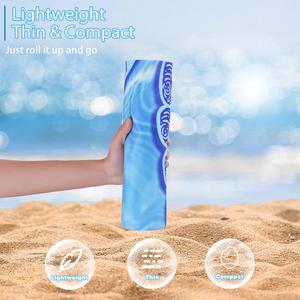 Serviette de sport de plage en microfibre personnalisée, impression double face, couleurs vives et légères - Product Image 3