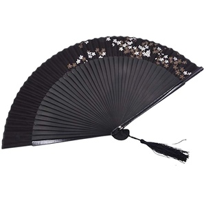 พัดไม้ไผ่ทำมือขนาด 21 ซม. ดีไซน์สวยงาม ทันสมัย เหมาะสำหรับผู้หญิง พัดพับได้ พกพาสะดวก - Product Image 2