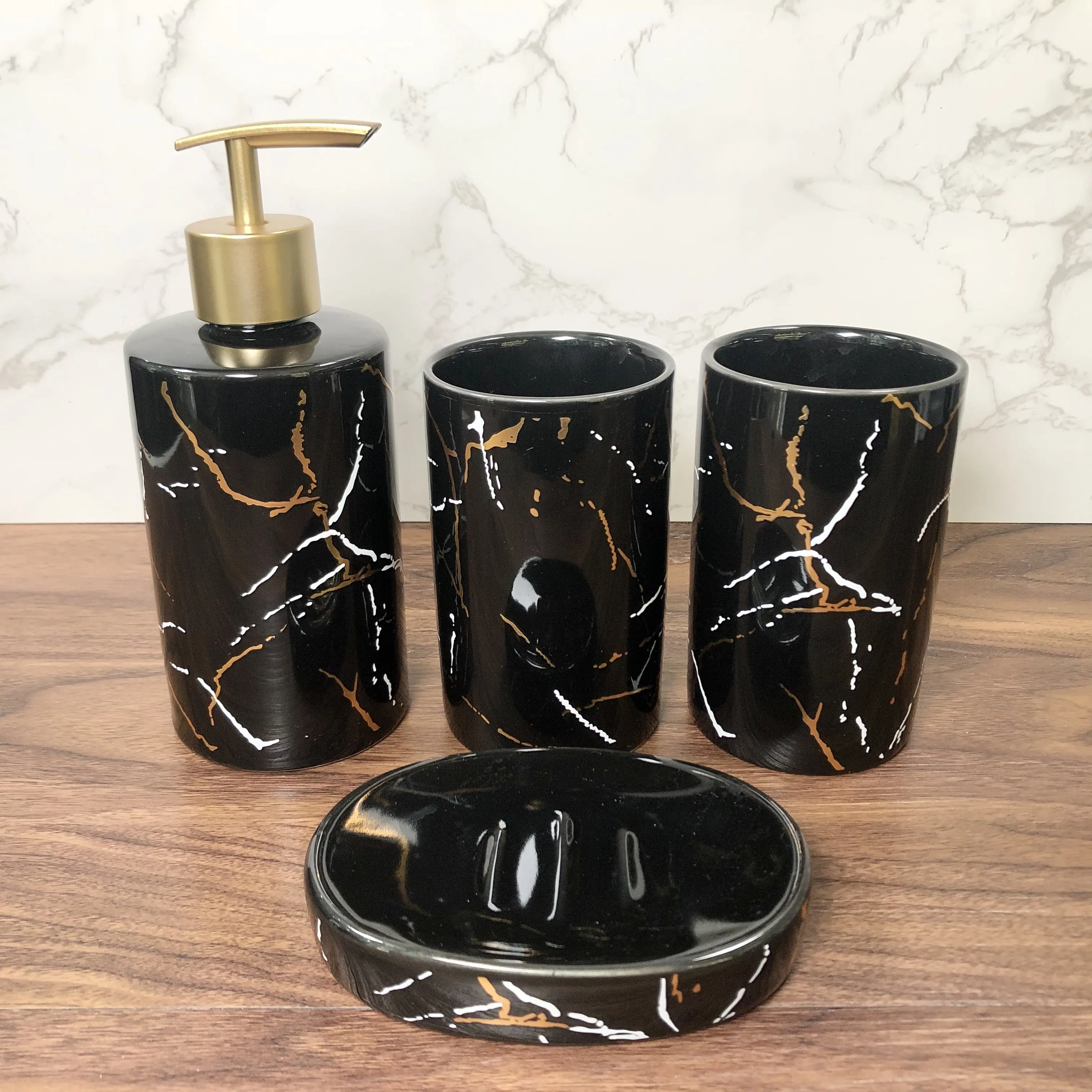 Wholesale spot design bathroom gift soap dispenser ceramic 4 piece bath accessory sets soap dispenser pump
