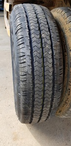 Roues et pneus de voiture de tourisme LTR Light Truck <span class=keywords><strong>R16C</strong></span> 225/<span class=keywords><strong>65</strong></span> 225/75 <span class=keywords><strong>235</strong></span>/<span class=keywords><strong>65</strong></span> Qualité supérieure Acheter des pneus radiaux semi-acier de Chine - Product Image 3
