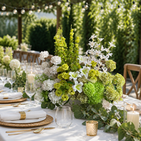 Chemin de table floral haut de gamme avec fleurs artificielles pour arrangements floraux de mariage, décorations de fête blanches et vertes, personnalisable