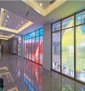 Pantalla LED Holográfica de Alta Calidad para Exhibición en Salas de Exhibición de Autos - Product Image 3