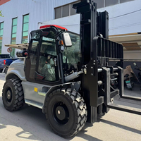Chariot élévateur FBANG 4x4 tout-terrain diesel de 3500 kg, haute qualité, fabrication chinoise, avec cabine, en promotion