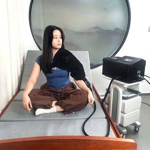 VU VU-COT01-V2-1 Fußmassagegerät mit LCD-Display und Wasserzirkulation zur Muskelregeneration und Schmerzprävention, Steckerbetrieb für den Heimgebrauch - Product Image 3