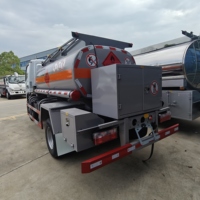 Camión Cisterna Diésel Ligero 4x2 de 5 CBM, Mini Camión Móvil de Reabastecimiento con Dispensador de Combustible Trasero