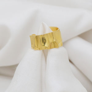 Último anillo de banda martillado de plata esterlina 925 chapado en oro de 18 quilates con incrustaciones de ajuste de bisel Vintage para fiestas de aniversario de boda - Product Image 2