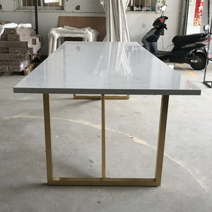 Bàn Ăn Có Chân Chéo Bằng Thép Không Gỉ Màu Trắng Và Mặt Trên Bằng Đá Cẩm Thạch Bằng Gỗ Sồi Tái Chế MRS WOODS - Product Image 2