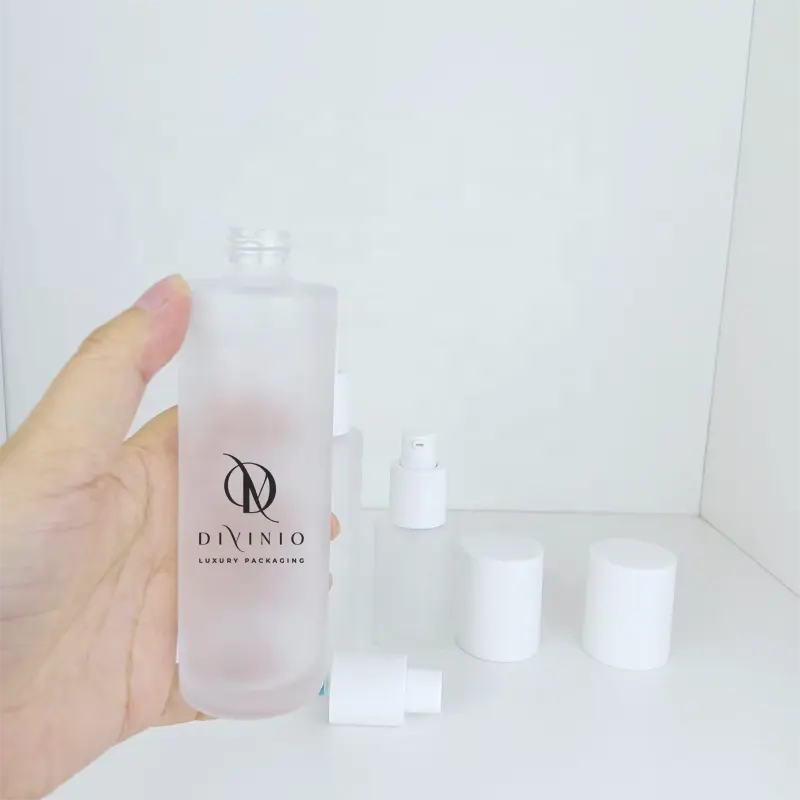 OEM private label luxury cosmetic 30ml 60ml 100ml hydrating facial cleanser lotion pump bottle with lid