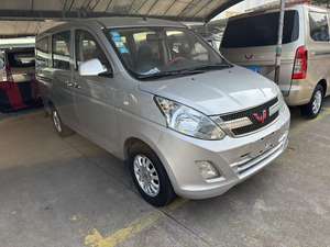 五菱荣光V Vans R14LT 中国手动变速箱 左舵 布艺座椅 讴歌品牌 - Product Image 2