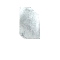Plaque d'acier Q235B galvanisée à chaud, découpe OEM et fabrication par perçage pour l'installation de murs-rideaux