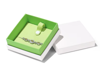 Boîte à bijoux de style frais avec couvercle et base, en papier satiné spécial, pour bagues, pendentifs et bracelets, emballage cadeau personnalisable avec logo