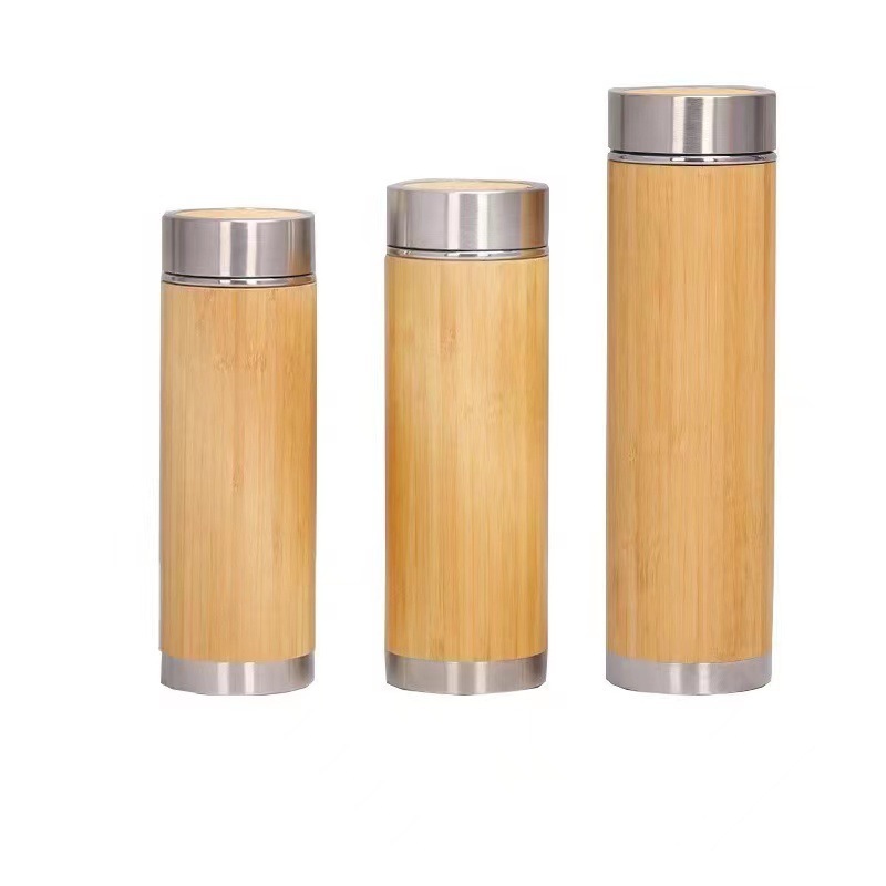 Tasse en bambou marron 420ml - couvercle en acier - fond en acier