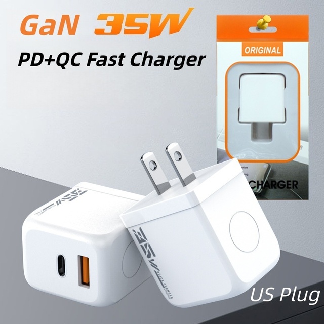 Wholesale 35W PD+QC Fast Charging Adapter with USB-A+C Interface PC Fireproof Suitable for iPhone Samsung S23