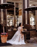Robe de mariée longue en tulle doux avec des manches bouffantes et des appliques en dentelle sexy pour la nuit de noces