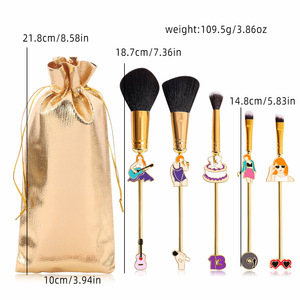 5 uds <span class=keywords><strong>Taylor</strong></span> Modeling <span class=keywords><strong>Swift</strong></span> modelado pincel de maquillaje mango de Metal dorado juego de pinceles de maquillaje regalos de celebridades - Product Image 5