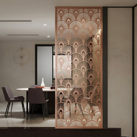 Paravent décoratif en acier inoxydable poli miroir, découpé au laser, motif losanges, pour hall d'hôtel