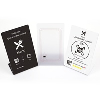 Carte de visite NFC personnalisée 13,56 MHz, carte à code QR personnalisée, carte de commentaires, vente en gros, carte NFC standard en PVC pour les médias sociaux
