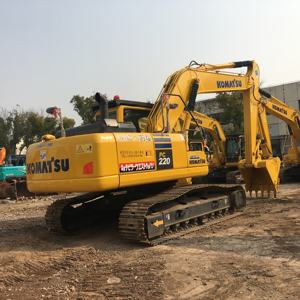 Excavadora Komatsu PC220-8 de Segunda Mano, 22 Toneladas, Modelo 2023, Capacidad de Cucharón de 1m, Maquinaria Original de Japón para Video de Informe - Product Image 1