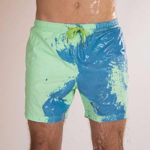 Shorts de surf pour hommes OUTPACE, extensibles et personnalisés, en vente, vente en gros de maillots de bain pour hommes - Product Image 1