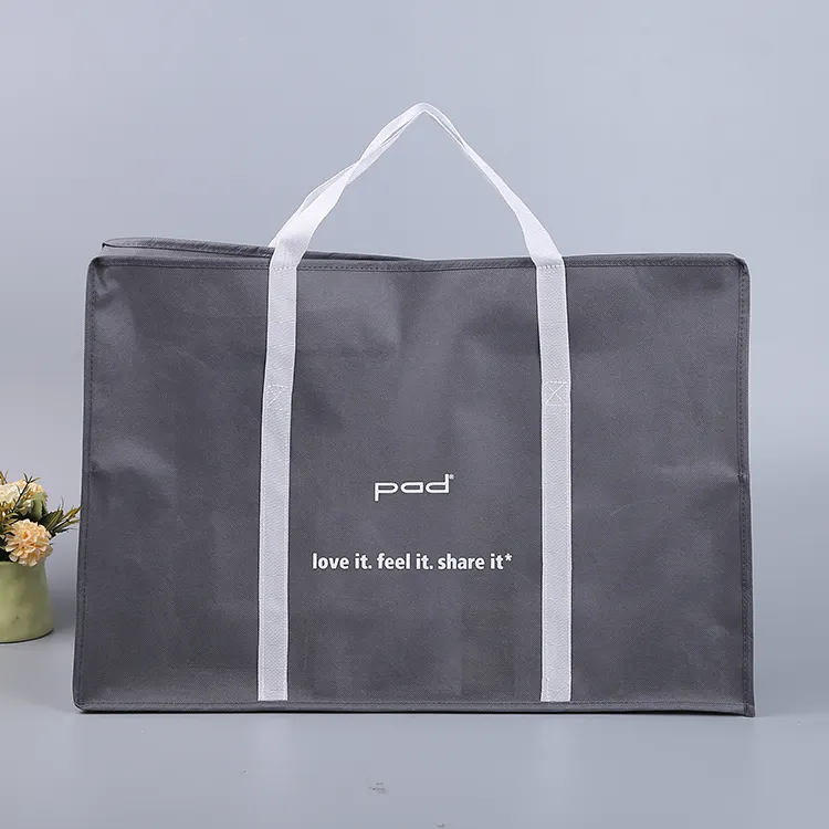 أزياء مخصصة قابلة لإعادة الاستخدام الكرتون الملونة الترويجية غير المنسوجة حقيبة حمل ب مغلفة حقيبة تسوق مع سحاب