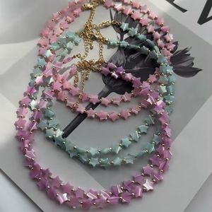 Collier réglable pour femme avec étoile Fritillaria Thunbergli faite à la main Perles en cuivre plaqué or 18 carats Pierre principale en zircon - Product Image 4