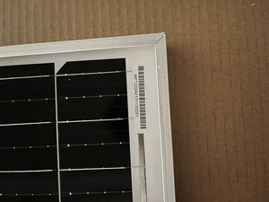 Panneau solaire 60W pour usage extérieur - Durable et facile à installer - Product Image 4