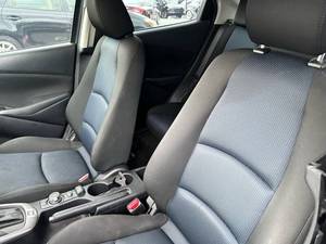 <span class=keywords><strong>Toyota</strong></span> <span class=keywords><strong>Yaris</strong></span> 4 portes d'<span class=keywords><strong>occasion</strong></span> |   Voiture compacte fiable, idéale pour les trajets en ville - Product Image 4