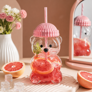 2026 Neue Produkte Niedliche 20oz Rosa Erdbeer-Teddybär Glas-Kaffeetasse Kaltgetränkebecher mit Silikondeckel und Strohhalm für Feiertage - Product Image 4