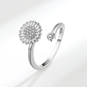 Anillos abiertos giratorios de girasol de moda, con microincrustaciones de circonita, chapados en oro blanco sobre cobre, joyería sencilla para niñas. - Product Image 6