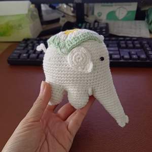 Personnalisé mignon laine tricoté animaux jouets pour enfants cadeaux de noël à tricoter à la main Amigurumi Crochet porte-clés lapin chien poupées - Product Image 3