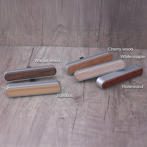 Cá nhân hoá tùy chỉnh kim loại xe làm mát không khí khuếch tán hương thơm cho xe điều hòa không khí Outlet - Product Image 3