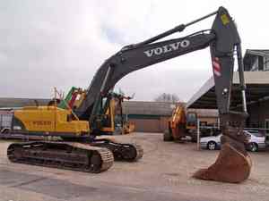 Excavatrice hydraulique sur chenilles Volvo EC240 d'occasion certifiée EMC avec pompe hydraulique Denison et moteur Yanmar - Product Image 3