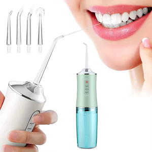 Irrigador Bucal Eléctrico Recargable por USB, <span class=keywords><strong>Chorro</strong></span> <span class=keywords><strong>de</strong></span> <span class=keywords><strong>Agua</strong></span> <span class=keywords><strong>Dental</strong></span>, 3 Modos <span class=keywords><strong>de</strong></span> Funcionamiento, <span class=keywords><strong>Limpiador</strong></span> <span class=keywords><strong>de</strong></span> Dientes, 4 Boquillas - Product Image 6