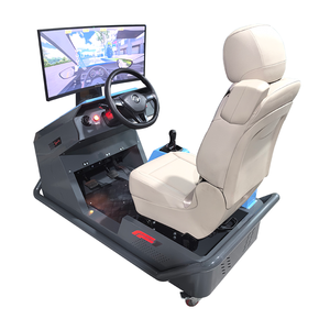 Fahrschul- und Ausbildungsausrüstung: Drei-Bildschirm Standard PKW/LKW Fahrsimulator für Berufliche Schulungen - Product Image 3