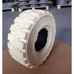 Neumático Sólido para Montacargas Topower, Sin Marcas, 18x7-8, de Goma Blanca con Rodamiento de Bolas, para Uso en Almacenes - Product Image 5