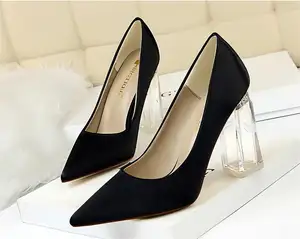 Korean style simple atmosphere high heels thick heels bridal shoes