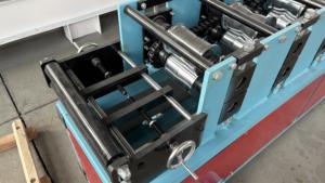 Станок для формовки панелей заборов и профилей, машина для формовки металлочерепицы с редукторным двигателем и коробкой передач, основные компоненты - Product Image 4