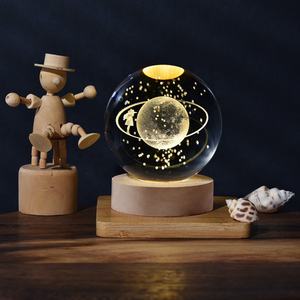 Lampe de nuit boule de cristal 3D Art déco lumière chaude écologique chargeur mural USB compact sortie 5V1A pour la décoration intérieure - Product Image 3