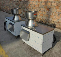 Commerciële kleine automatische kokosnootkruiser, -rasp, -snijder en -versnipperaar, machine voor het maken van kokospoeder