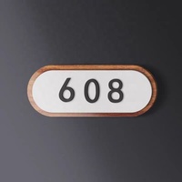 Plaque de porte de bureau personnalisée sans quantité minimale de commande Plaque de porte en acrylique adhésif Plaque de numéro d'hôtel d'appartement Plaque d'immatriculation de maison