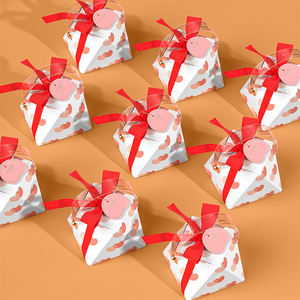 مجموعة مخصصة من الورق الأوروبي الناعم في علبة حلوى الزفاف المرسلة إلى الضيوف - Product Image 3