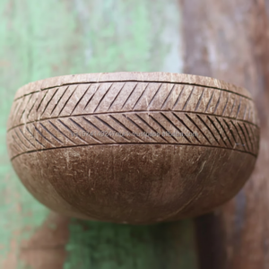 Bol de noix de coco écologique fait à la main ensemble laque de coquille naturelle vente en gros pour voyage fabriqué au Vietnam - Product Image 1