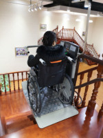 Chaise roulante pour escaliers, légère, capacité de 2 personnes, livraison directe depuis l'usine