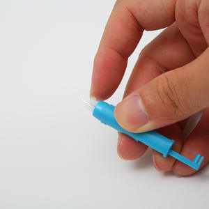 Vente en gros <span class=keywords><strong>de</strong></span> vêtements <span class=keywords><strong>de</strong></span> <span class=keywords><strong>femme</strong></span> au foyer âgée pour bricolage accessoires <span class=keywords><strong>de</strong></span> couture outil d'insertion <span class=keywords><strong>de</strong></span> point d'enfilage <span class=keywords><strong>de</strong></span> couture confortable - Product Image 5