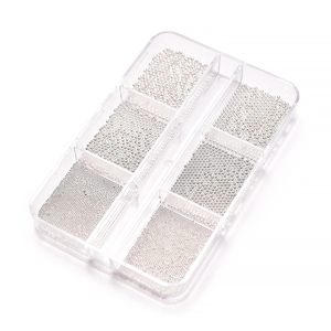 Boîte de 6 compartiments de mini perles de caviar métalliques 0,5/0,8/1 mm en acier inoxydable or et argent pour décoration 3D d'ongles - Product Image 4