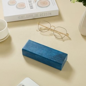 Boîte d'emballage pour <span class=keywords><strong>lunettes</strong></span>, logo personnalisé, <span class=keywords><strong>étui</strong></span> <span class=keywords><strong>à</strong></span> <span class=keywords><strong>lunettes</strong></span> en cuir PU et carton pour hommes, rangement portable, rectangulaire et élégant - Product Image 5