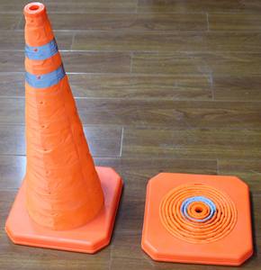 Cône de signalisation routière pliable et extensible en PP ABS - Product Image 2